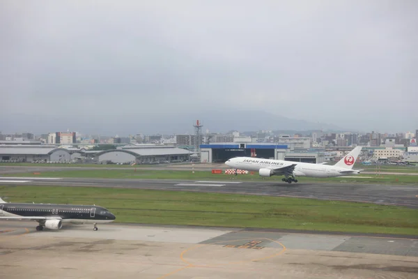 Vols intérieurs de l'aéroport de Fukuoka 2016 — Photo