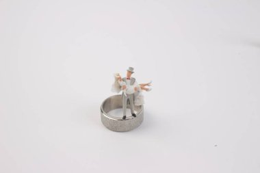 Yüzüğü düğünde şekil