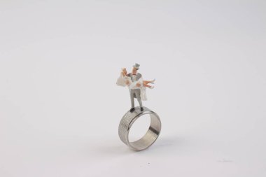 Yüzüğü düğünde şekil