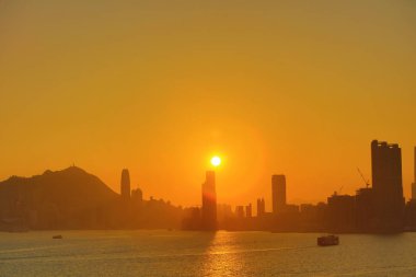Hong Kong gün batımı zaman.