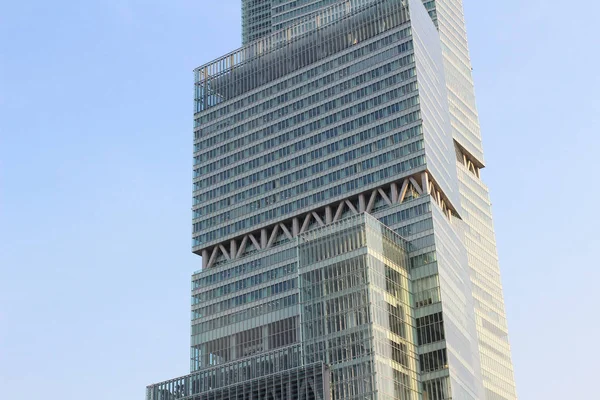 Ventanas modernas el edificio —  Fotos de Stock