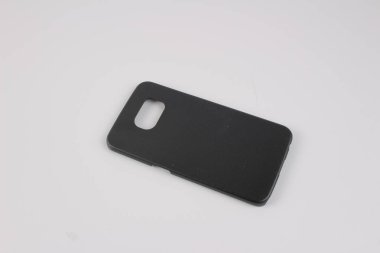 Beyaz arka plan üzerinde akıllı telefon için plastik kasa