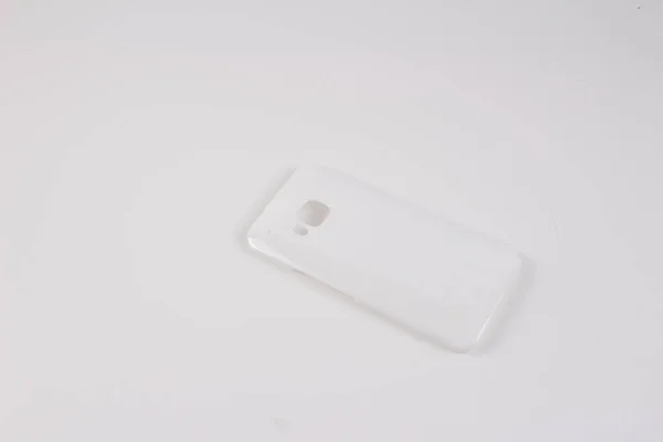 Πλαστική θήκη για έξυπνο τηλέφωνο σε λευκό φόντο — Φωτογραφία Αρχείου