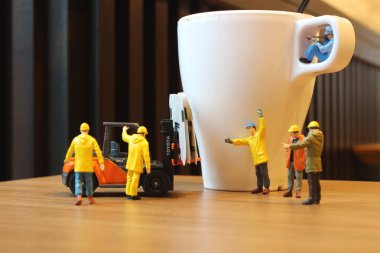 Minyatür insanlar işçileri kapatın