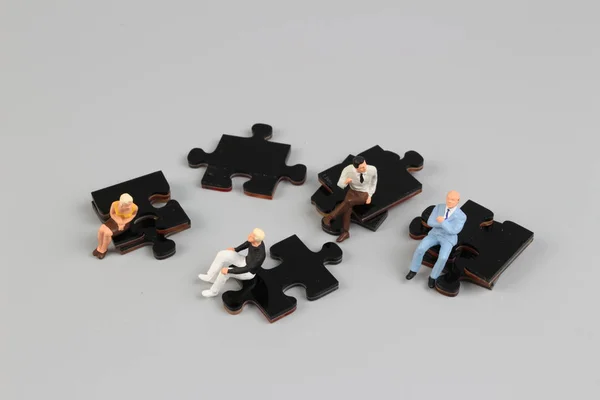 Il divertimento della figura con puzzle — Foto Stock