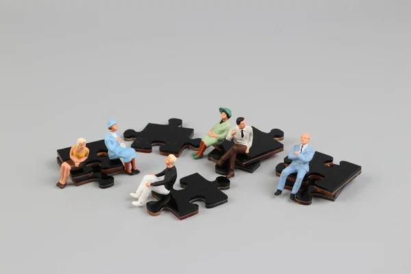 Il divertimento della figura con puzzle — Foto Stock