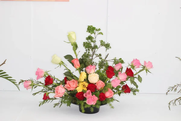 Flower bouquet on a white background — Stock Photo, Image