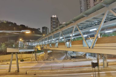 Yeni ayak köprü Ho adam teneke istasyonu