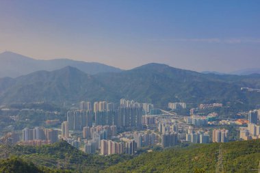 şehir merkezinde gündüz aslan Rock 2017