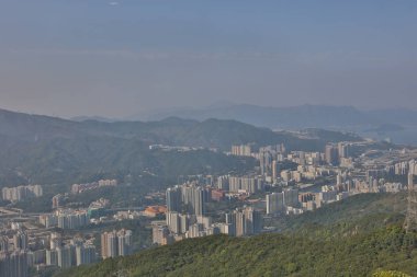 şehir merkezinde gündüz aslan Rock 2017