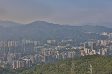 şehir merkezinde gündüz aslan Rock 2017