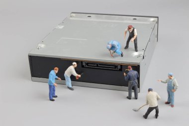 Mini mühendis ve işçi toplantı ve Cd rom 