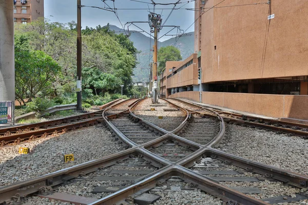 Sistema de transporte ferroviário ligeiro de Hong Kong no Siu Hong — Fotografia de Stock
