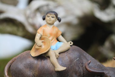 rakamlar ile çiçek bonsai ağacı göster