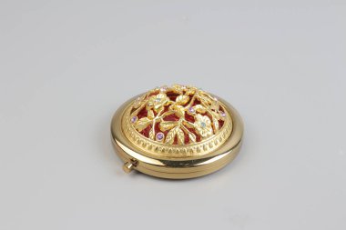 gemide izole mini ayna makyaj