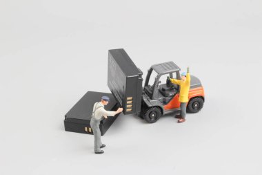 takım çalışmalarını ve eski pil geri dönüşümü