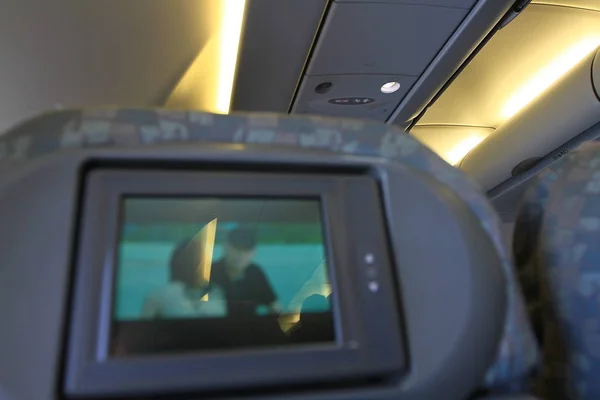 Écran LCD sur le siège passager de l'avion — Photo