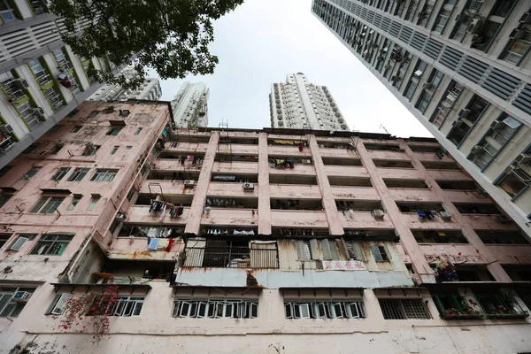 De Tong lau oud huis in kowloon — Stockfoto