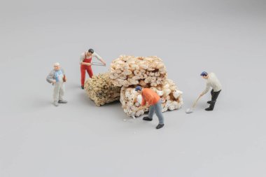 Mini çalışan kesim gevrek pirinç tedavi çubuk