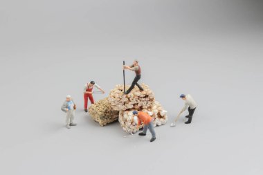 Mini çalışan kesim gevrek pirinç tedavi çubuk