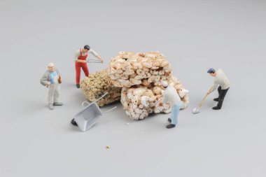 Mini çalışan kesim gevrek pirinç tedavi çubuk