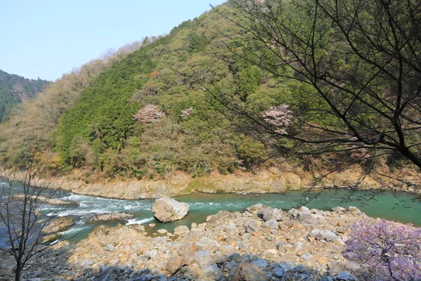 View of mountains and river from the Romantic Train outside of K — Stock Photo, Image