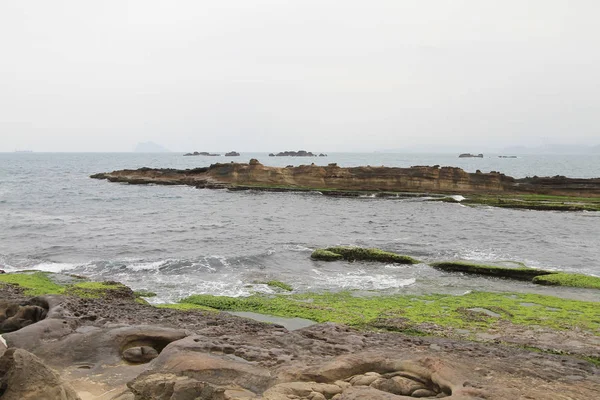 Gomba sziklák a Yehliu Geopark Tajvanon — Stock Fotó