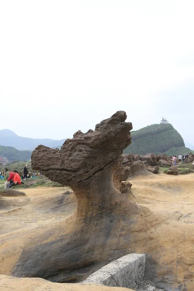 Gomba sziklák a Yehliu Geopark Tajvanon — Stock Fotó