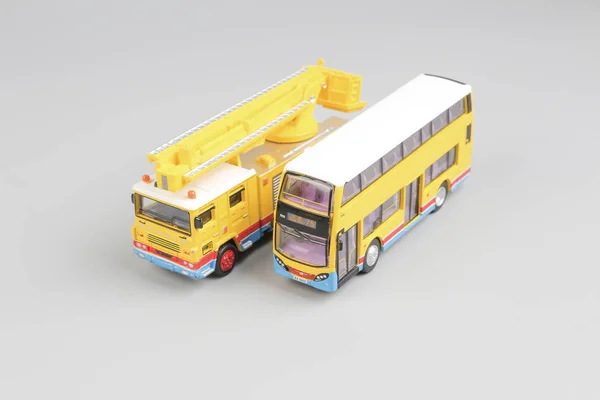 Les jouets camion withe les jouets bus — Photo