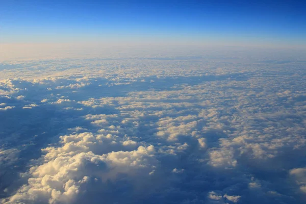 Atmosphère - ciel et nuages fond — Photo