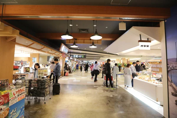 Toko makanan dan sayuran di Bandara Chitose Baru — Stok Foto