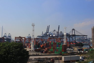 kapsayıcılar içinde hong kong kwai chung konteyner terminali