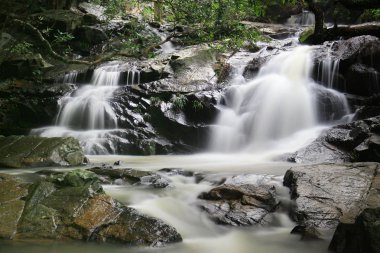 Küçük Hawaii iz tko, sonbaharda su