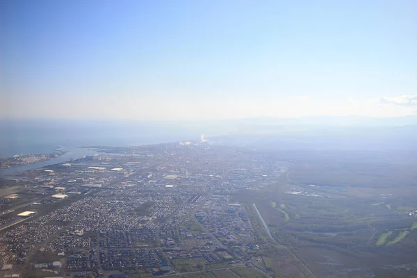 HOKKAIDO, JAPÃO Vista aérea do Japão com um avião — Fotografia de Stock