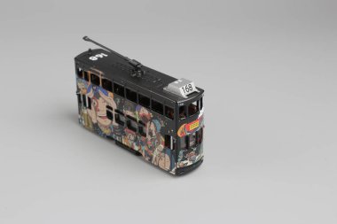 Küçük Çift katlı alçak taban tramvay hk