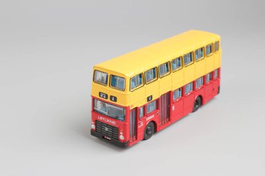 hong kong otobüs izole oyuncakları