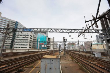 Demiryolu tren durağı Hokkaido, Japonya Sapporo istasyonunda.