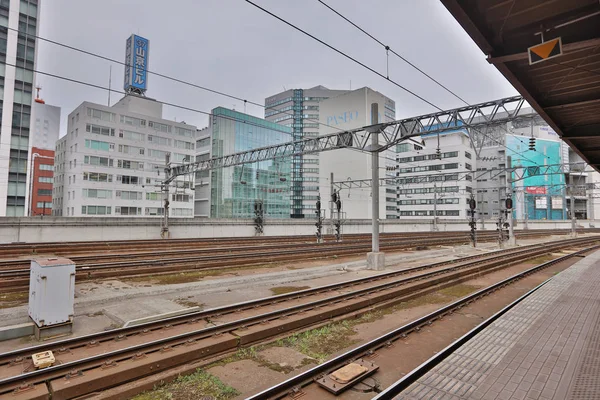 Paragem de comboio na estação de Sapporo em Hokkaido, Japão . — Fotografia de Stock