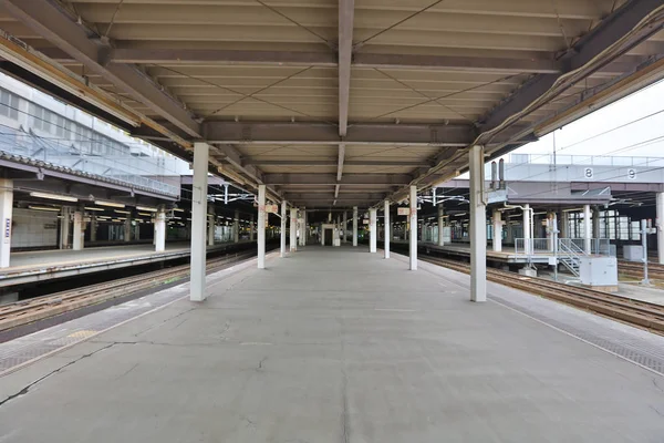 Железнодорожная остановка на станции Саппоро в Хоккайдо, Япония . — стоковое фото