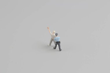 Polisin el kelepçe ile Mini figür  