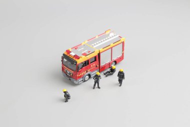 savaşçıları Studio itfaiye ile vurdu