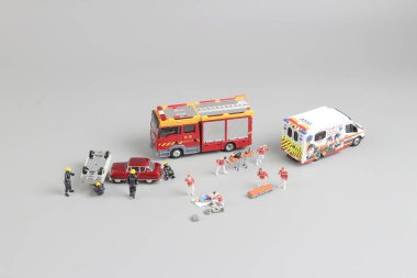 küçük bir kaza olarak oyuncak figürler