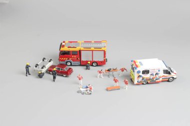 küçük bir kaza olarak oyuncak figürler