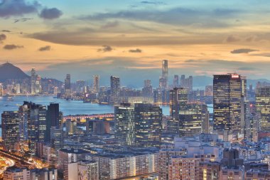  Lam teneke hong kong manzaraya