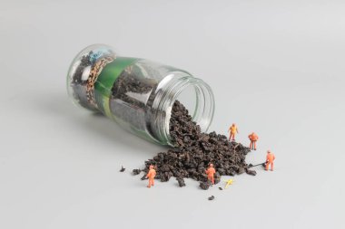  Çay yaprağı ve minyatür resim insanlar çalışma