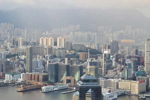 Victoria Peak genelinde HK manzarası panorama.