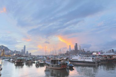  alacakaranlık saat vasıl Causeway Bay tayfun sığınak