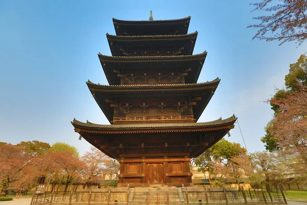  ahşap kule için-ji Tapınağı