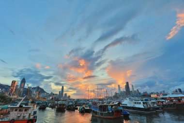  alacakaranlık saat vasıl Causeway Bay tayfun sığınak