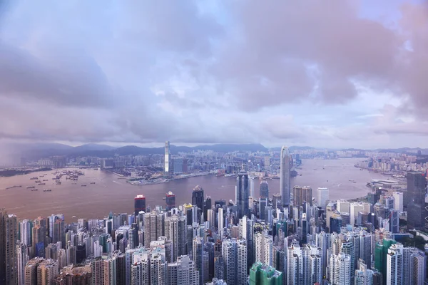  Victoria Peak üzerinden hk gece görünümü